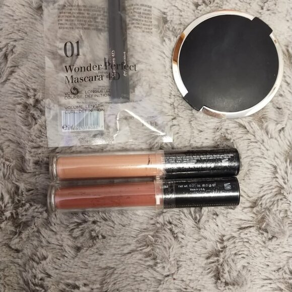 NWT Clarins Mascara with 2 Sephora Lip Glosses and preowned Compact Mirror - Picture 1 of 10